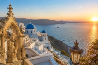 explorez les secrets des cyclades avec cyclades nancy metz et préparez un voyage inoubliable alliant culture, aventure et paysages magnifiques.